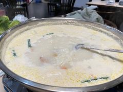 -夏屿湖畔.落日湖景餐厅(普者黑景区店)