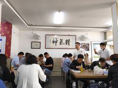 大堂-陈记卤煮小肠