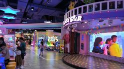 -LuckyStar幸运星家庭娱乐中心(东莞国贸店)