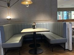 -必胜客(上海新南方商城PH店)