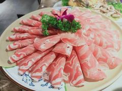-尚尚仙·酸汤猪手·猪肚鸡火锅(华联万柳购物中心店)