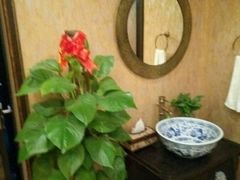 -莱仪堂艾灸经络养生馆(武威东路店)