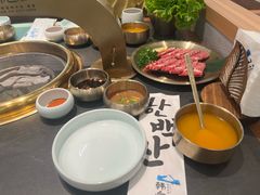 -韩白山·朝鲜族烤牛肉·酱蟹(长宁龙之梦店)