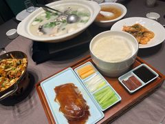 -香山湖家家宴(中山陵店)