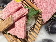 -山川小町·极番烧肉(新地假日广场店)