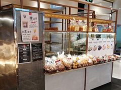 面包甜点陈列柜-山崎面包(静安久光店)