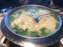 -95号酱骨·一块豆腐(展春园西路店)