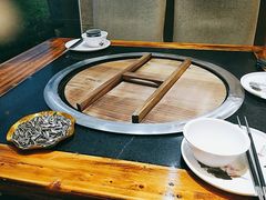 -老刘生态大鱼坊铁锅炖鱼(赛马场店)