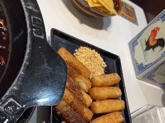 -卤校长老火锅(杨家坪直营店)