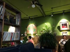 大堂-出走咖啡·面包(宋庄店)