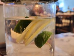 -渔语鱼酸菜鱼新川菜(万象城店)