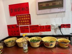 -柳州肥姨妈大骨螺蛳粉(曹路店)