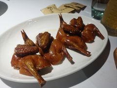 脆皮乳鸽-荣小馆(安达仕店)