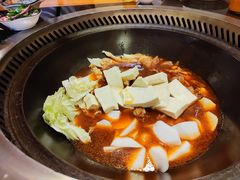 -粘豆包铁锅炖二部(温泉街店)