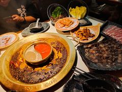 -哥老官重庆美蛙鱼头(龙湖杭州金沙天街店)