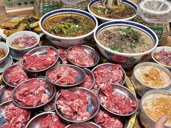 -云阿蛮云南生烫牛肉米线(奉贤路店)