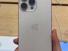 -Apple零售店(玄武湖店)