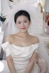 -Lady  Jane高端婚纱礼服馆