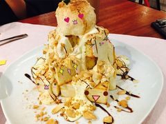 焦糖坚果吐司金字塔-卡朋厨房(289艺术园区店)