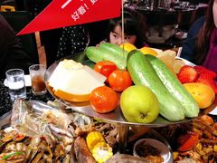 -日进一片海.生腌海鲜火锅.宵夜烧烤(三里屯总店)