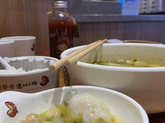 -渝是乎川渝小炒(新世界百货望京店)