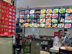 -老码头黑皮肘子锅包肉(赣水路店)