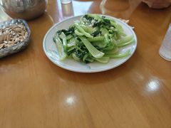 -鹤乡东北菜(崮山路店)