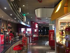 -东方明珠·可口可乐欢乐餐厅