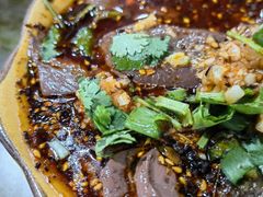 -小杨翘脚牛肉