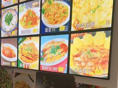 -华龙特色大骨鸡农家菜馆