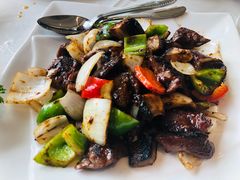 黑椒蜜汁牛肉粒-香港东海海鲜酒家