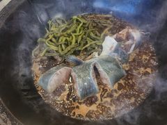 -边江铁锅炖鱼(振八街店)