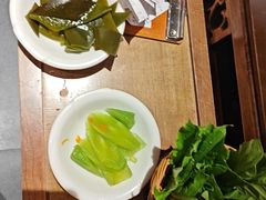 -巴卤社老火锅(财富店)