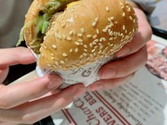 -The Habit Burger Grill 哈比特汉堡(爱琴海店)
