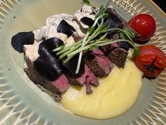 -JINNS锦时 steak&pizza(浸信会礼拜堂旧址店)