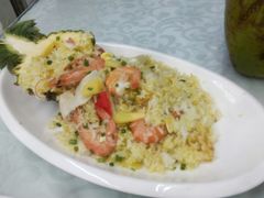 海鲜菠萝炒饭-范饭椰林川湘味海鲜·椰子鸡(三亚湾椰梦长廊店)
