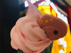 白桃华夫筒-麦当劳(万象汇店)