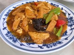 -天天向上素食餐厅(五台山店)