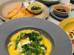 豌豆黄浸豌豆尖-半山腰·云南菜(侨福芳草地店)