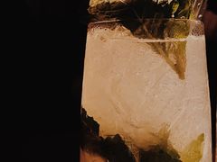 -TZ House音乐现场(来福士中心店)