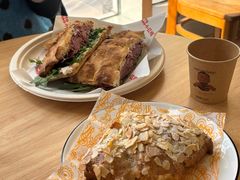 -OUR Bakery(中海环宇荟店)