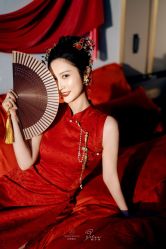 -莫小姐婚纱