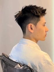 -海文先生国潮烫染男士理发馆