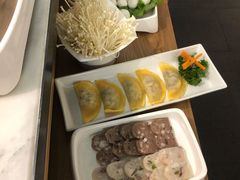 -左庭右院鲜牛肉火锅(浦江欢乐颂店)