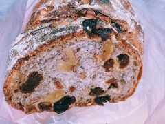 全麦多谷物面包-红跑车(三牌楼店)