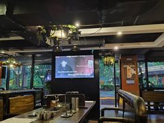 -麦凯伦烧烤·精酿超级工厂店(金桥总店)