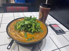 -肥汁米蘭香港米线(长宁来福士店)
