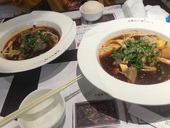 -成都你六姐·牛肉冒菜(城市集市合生汇店)