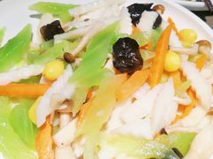 -前海沿·青岛菜(李沧万达店)