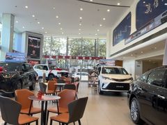 -上海和裕一汽丰田4S店(七宝店)